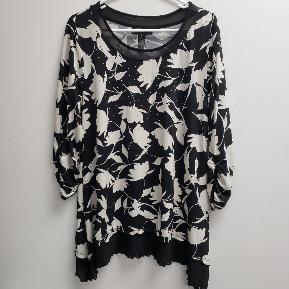 Style & Co Womens Embellished Floral Top Size Medium